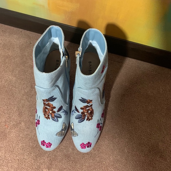 COPY - NEW DENIM EMBROIDERED ANKLE BOOTS - Picture 7 of 7